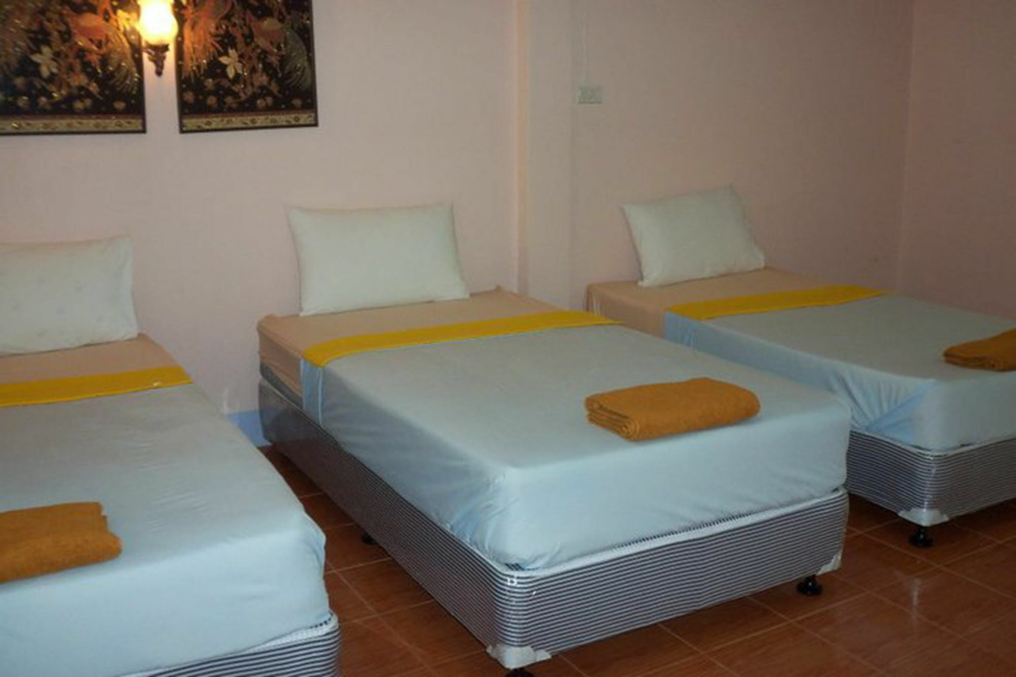 D's Corner & Guesthouse Phuket Eksteriør billede