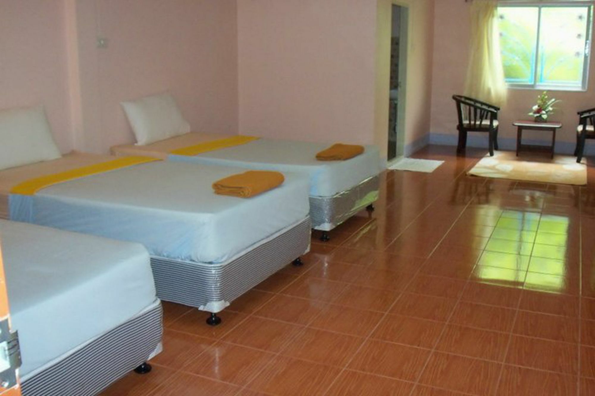D's Corner & Guesthouse Phuket Eksteriør billede