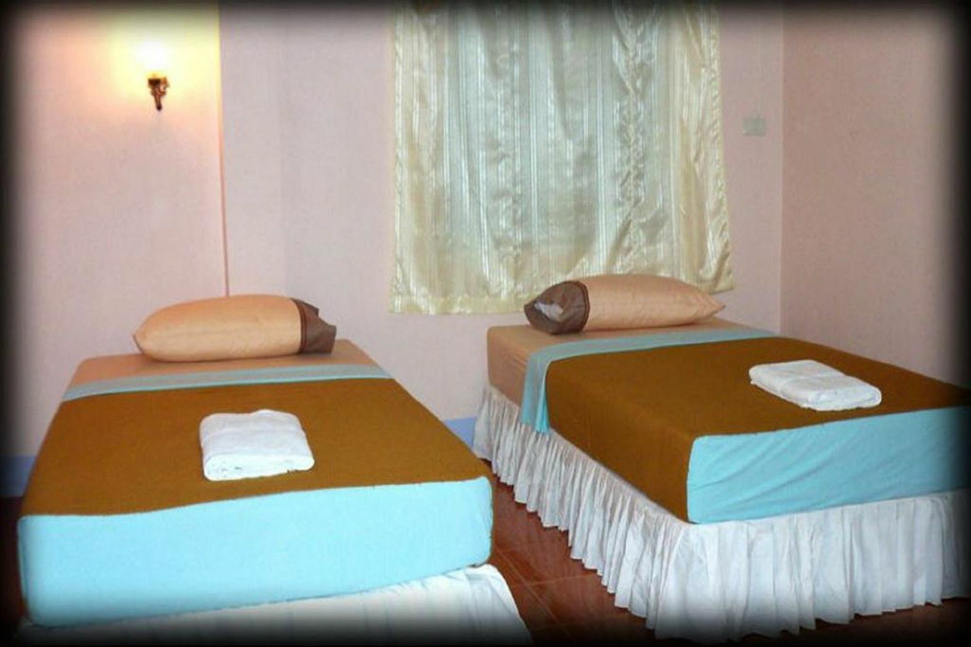 D's Corner & Guesthouse Phuket Eksteriør billede