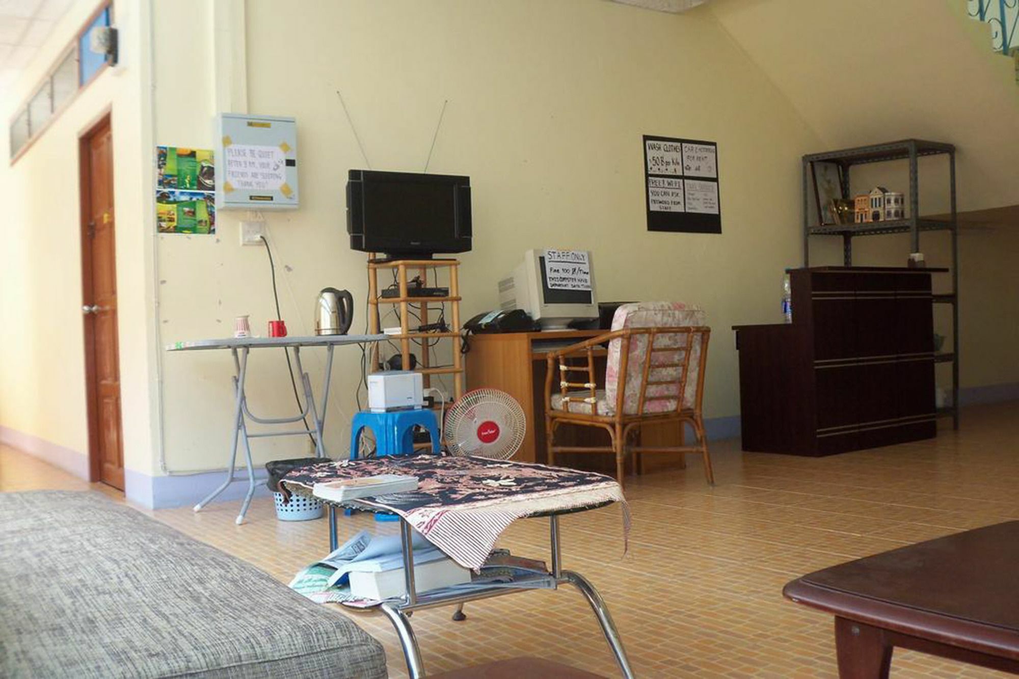 D's Corner & Guesthouse Phuket Eksteriør billede